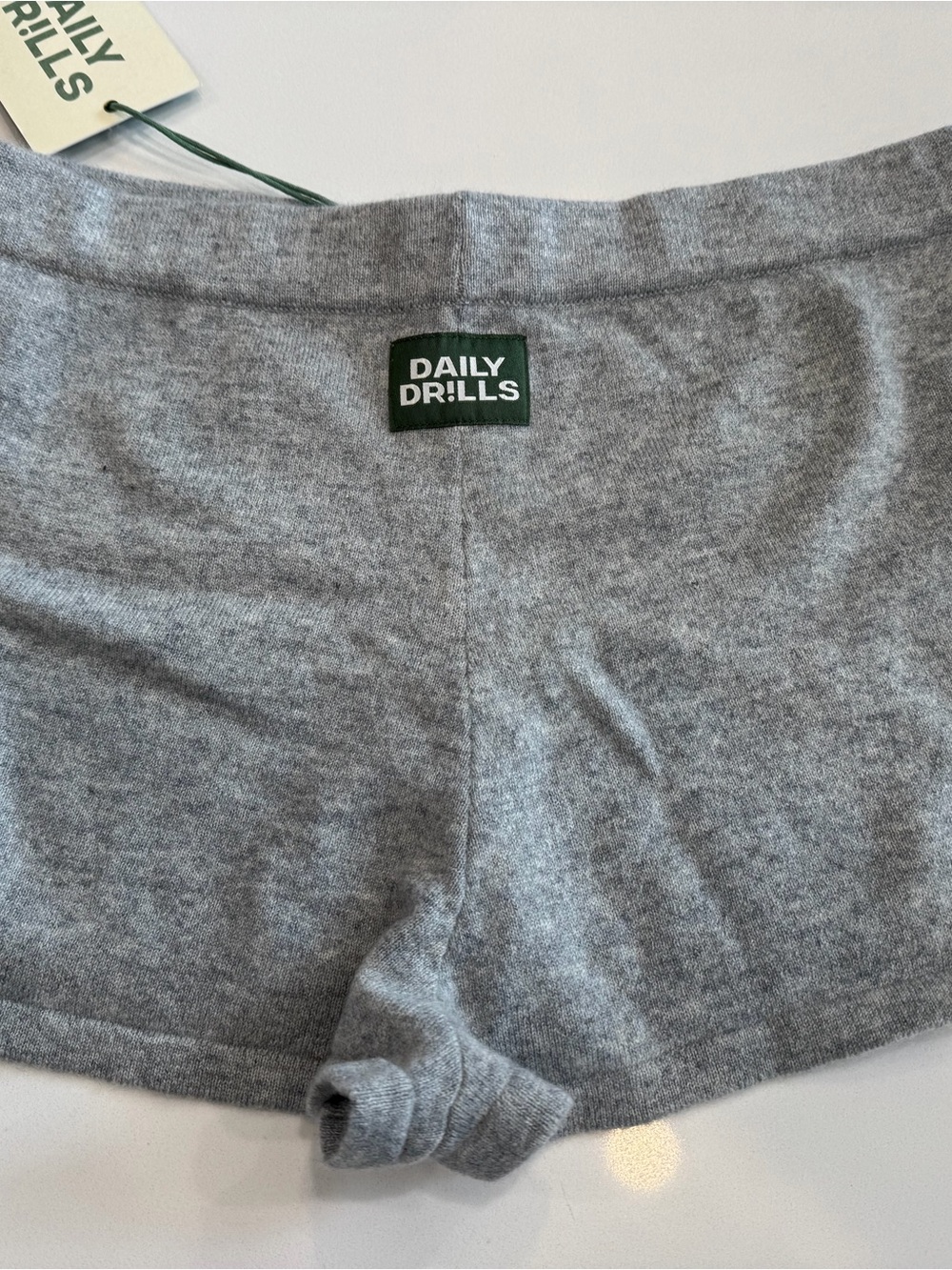 Daily Drills Heather Gray 100% Cashmere Shorts Women Medium/Large ~ NEW WITH TAG